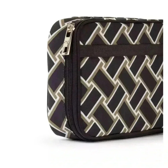 NWT Diane Von Furstenberg Jewelry
Organizer Small Zippered Bag Black Gold Weave - Picture 3 of 4